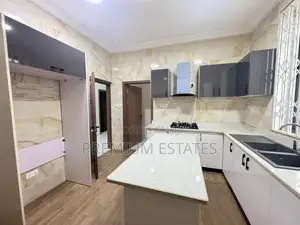 4bdrm Townhouse / Terrace in East Legon for rent