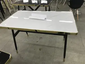 Simple Table