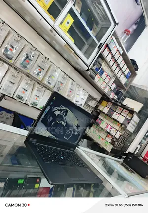 Laptop Dell Latitude E7450 8GB Intel Core I5 HDD 1T
