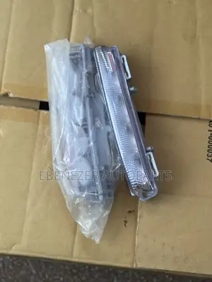 Mercedes Benz W204 C250 Foglights
