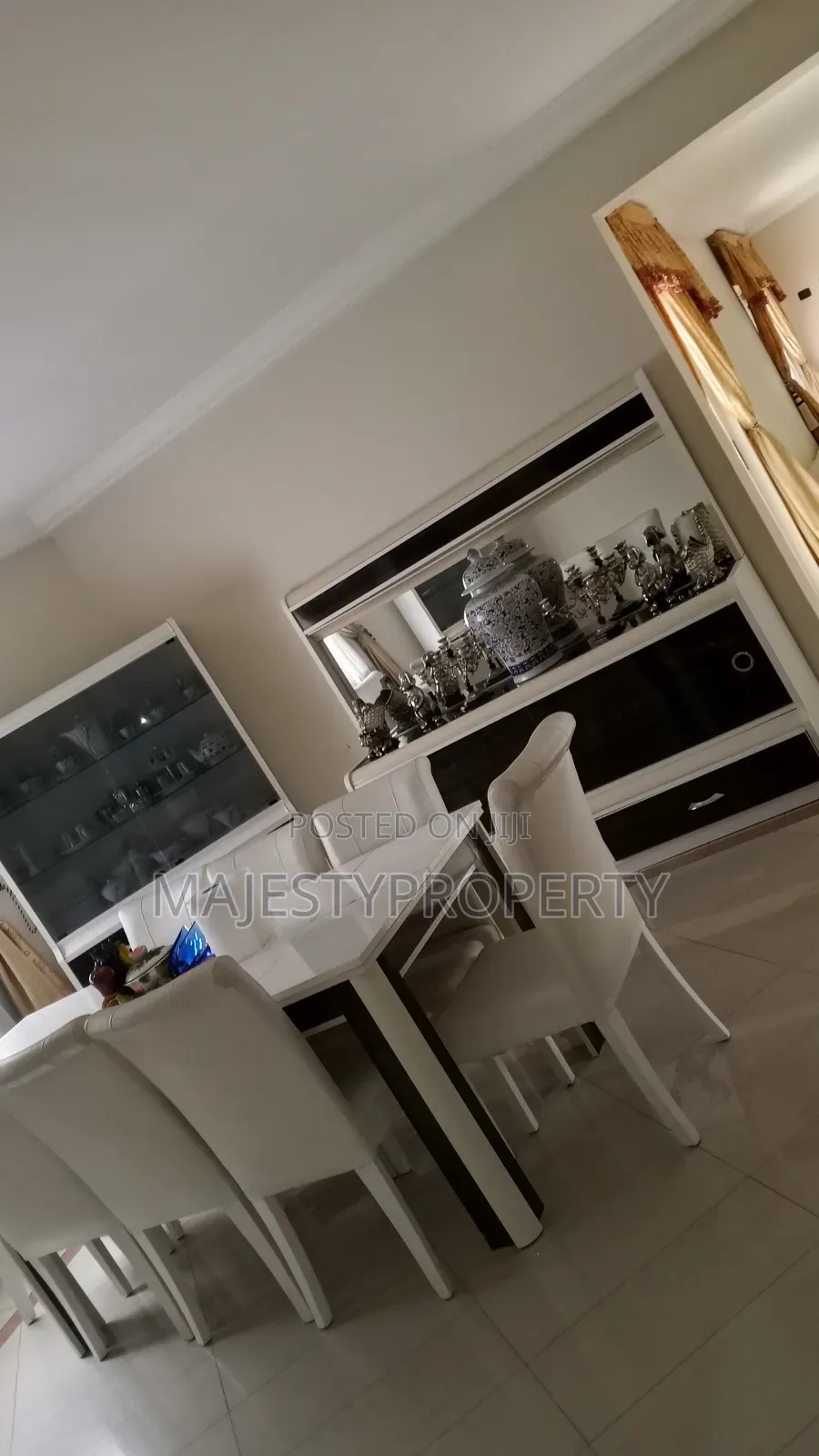 10bdrm Bungalow in Trassaco, Adjiriganor for sale