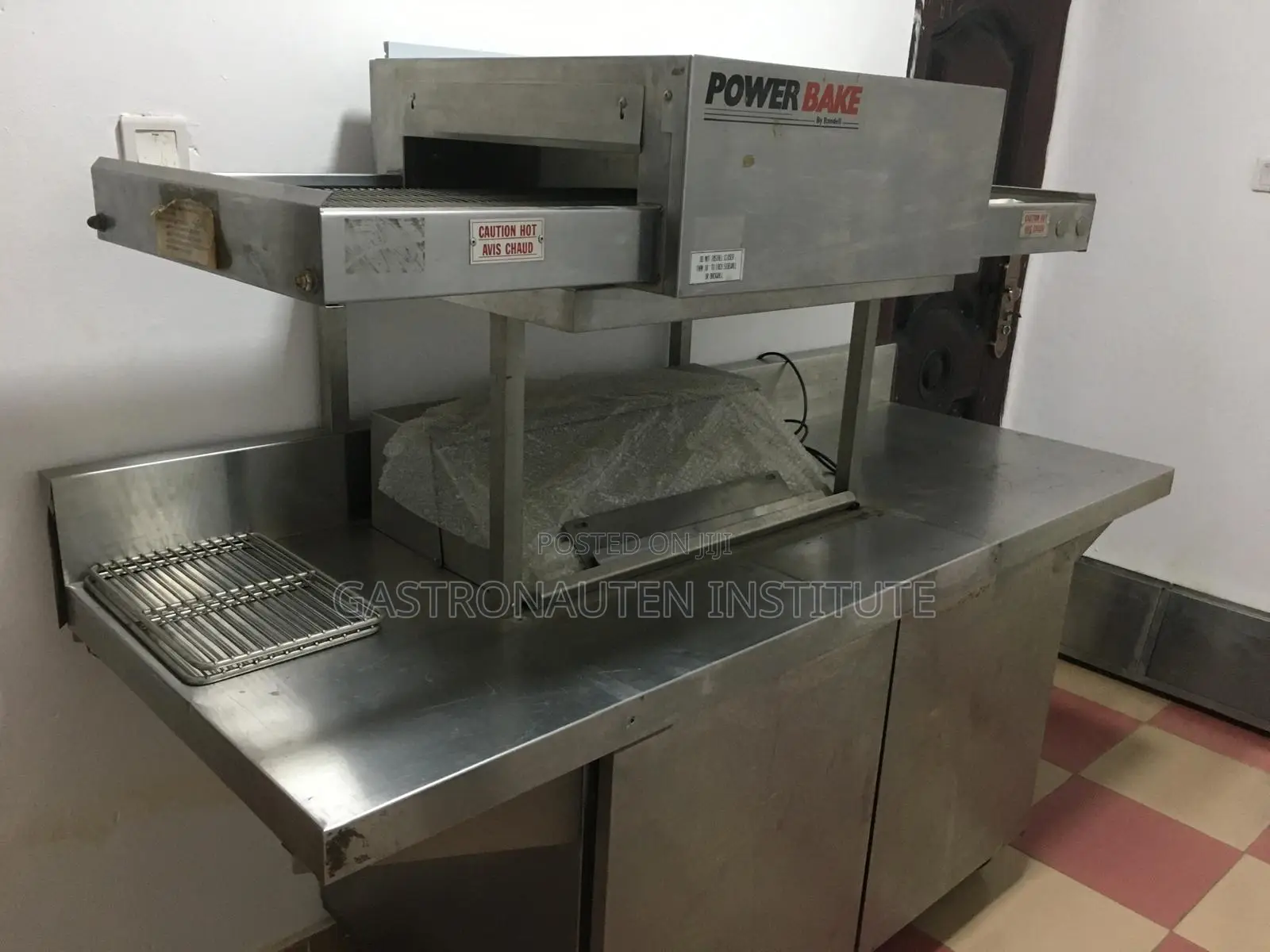 Pizza Station With Dressing Table
