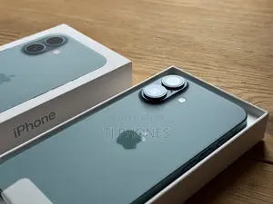 New Apple iPhone 16 128 GB Green