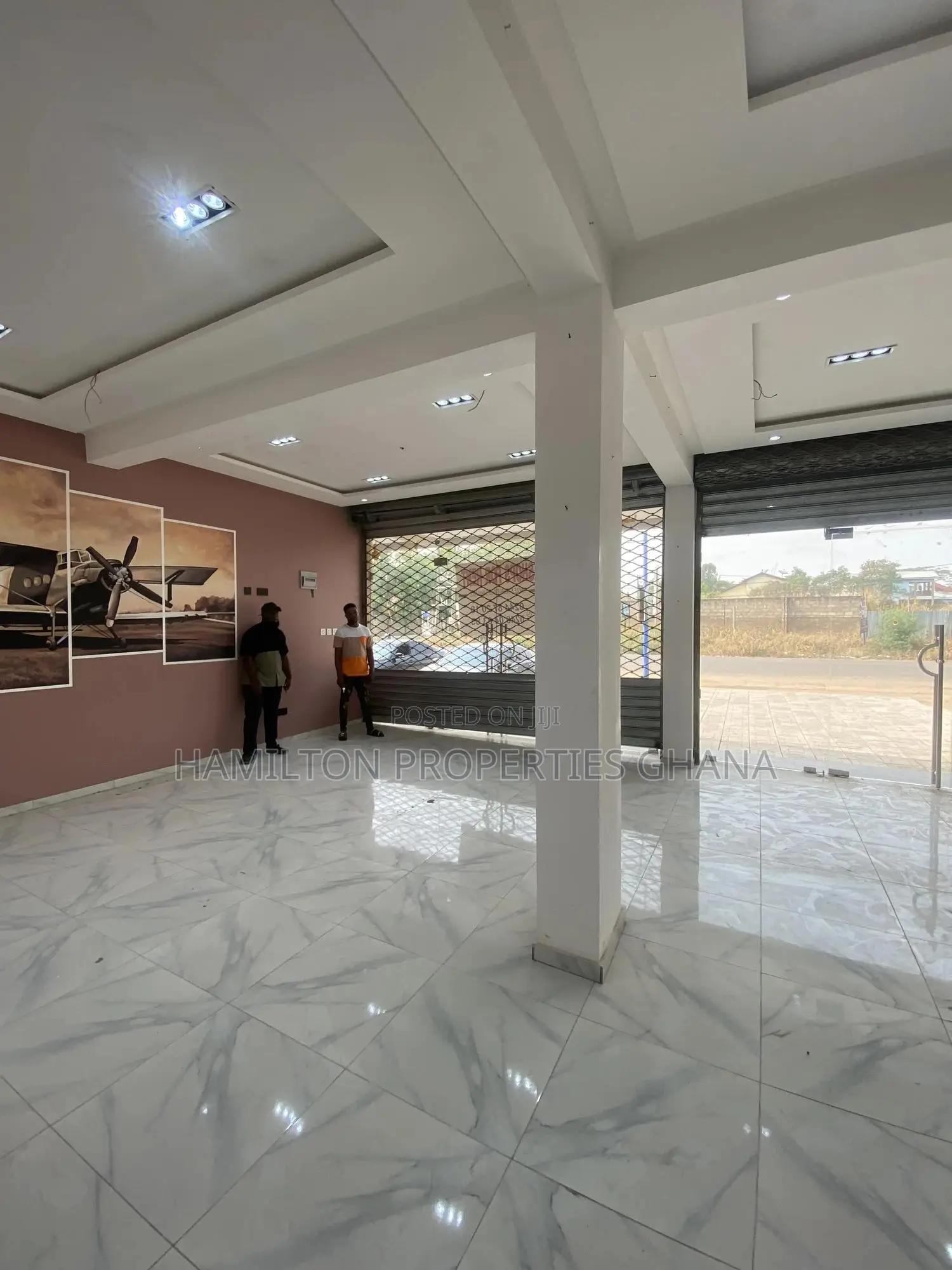 Shop for Rent Adjiringanor Bay Link