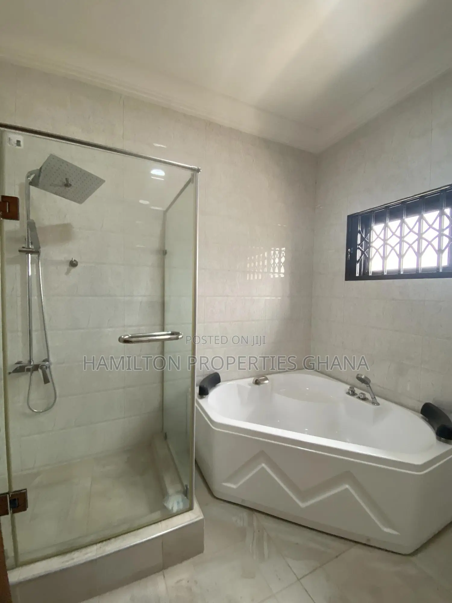4bdrm Mansion in Trassaco, Adjiriganor for rent