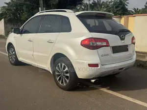 Renault Samsung QM5 2013 White