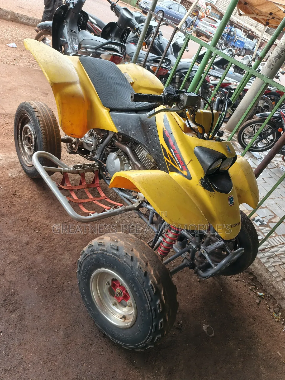 Honda 2018 Yellow