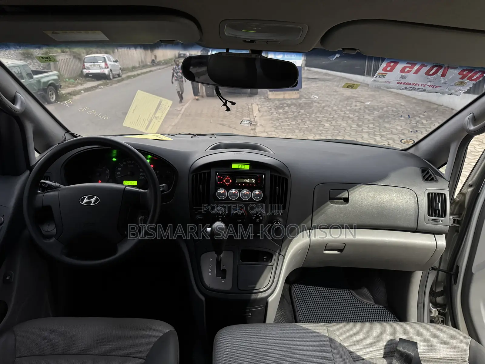 Hyundai Starex 2015 Grey