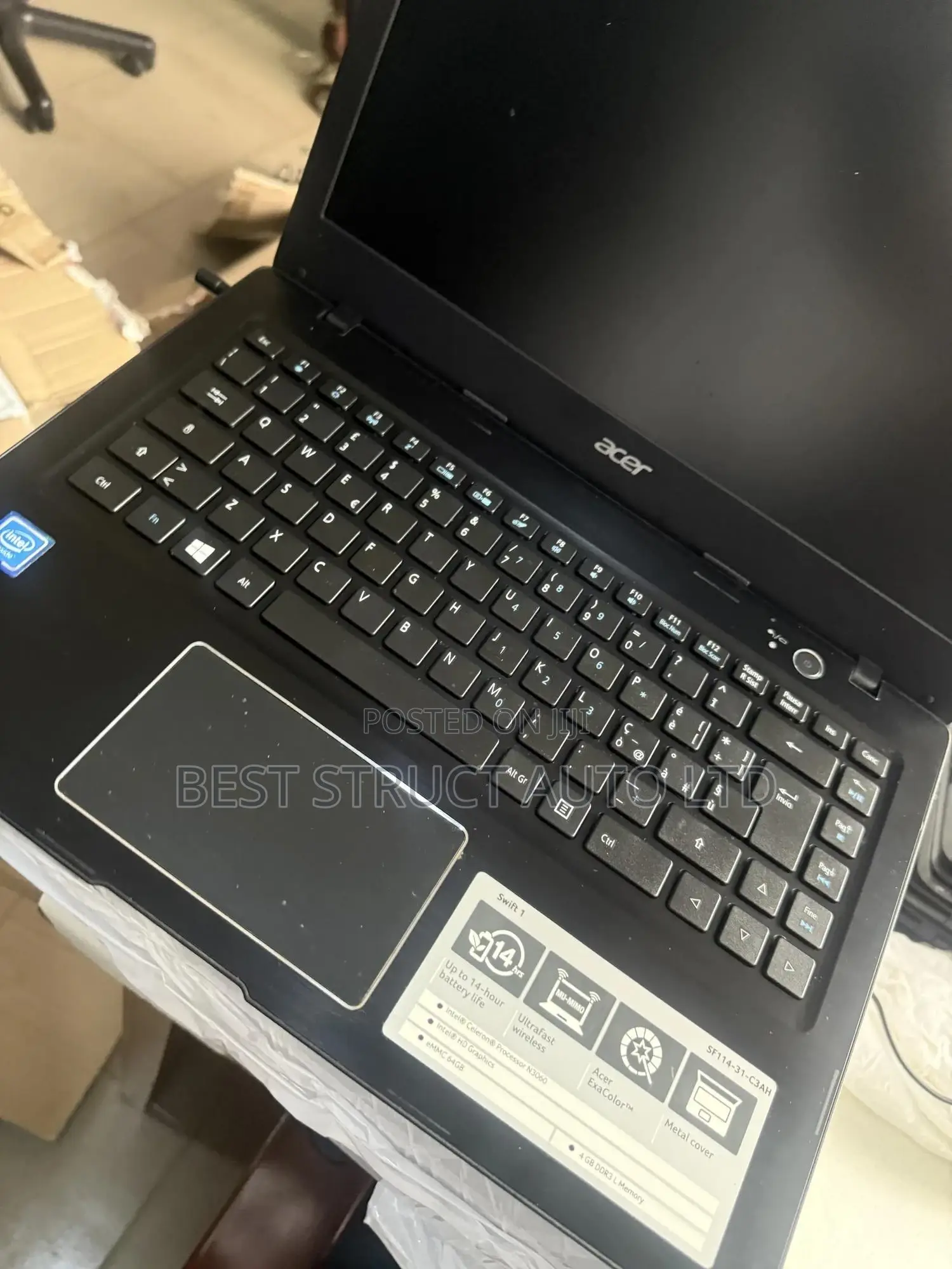 Laptop Acer Swift 1 4GB Intel Celeron eMMC 60GB