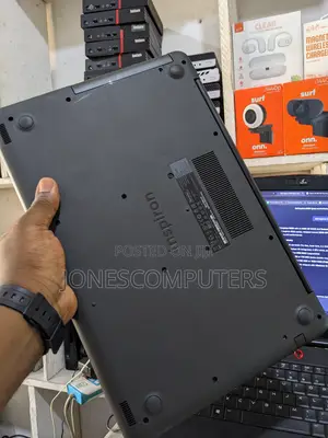 Laptop Dell Inspiron 5565 8GB AMD A10 HDD 1T