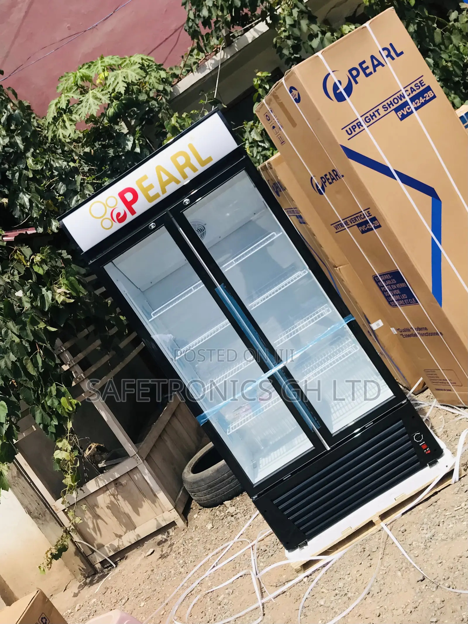 Lastest Good PVC-622 Pearl Glass Display 2 Doors Fridge