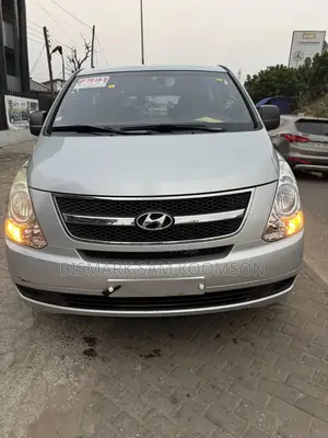 Hyundai Starex 2015 Grey