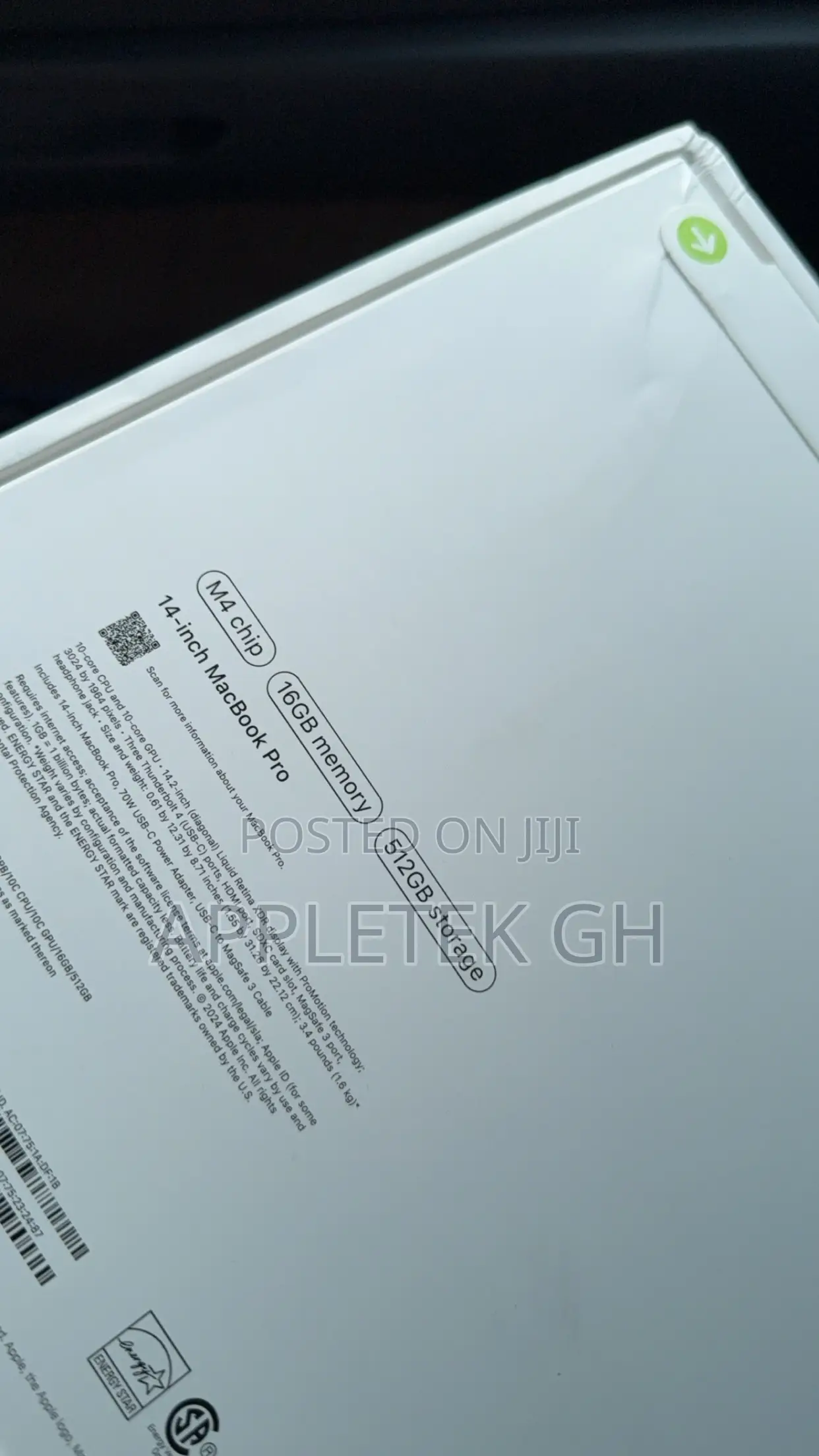 New Laptop Apple MacBook Pro 2024 M4 14-Inch 16GB Apple M4 SSD 512GB