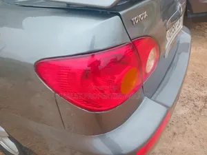Toyota Corolla 1.8 VVTL-i TS 2006 Silver