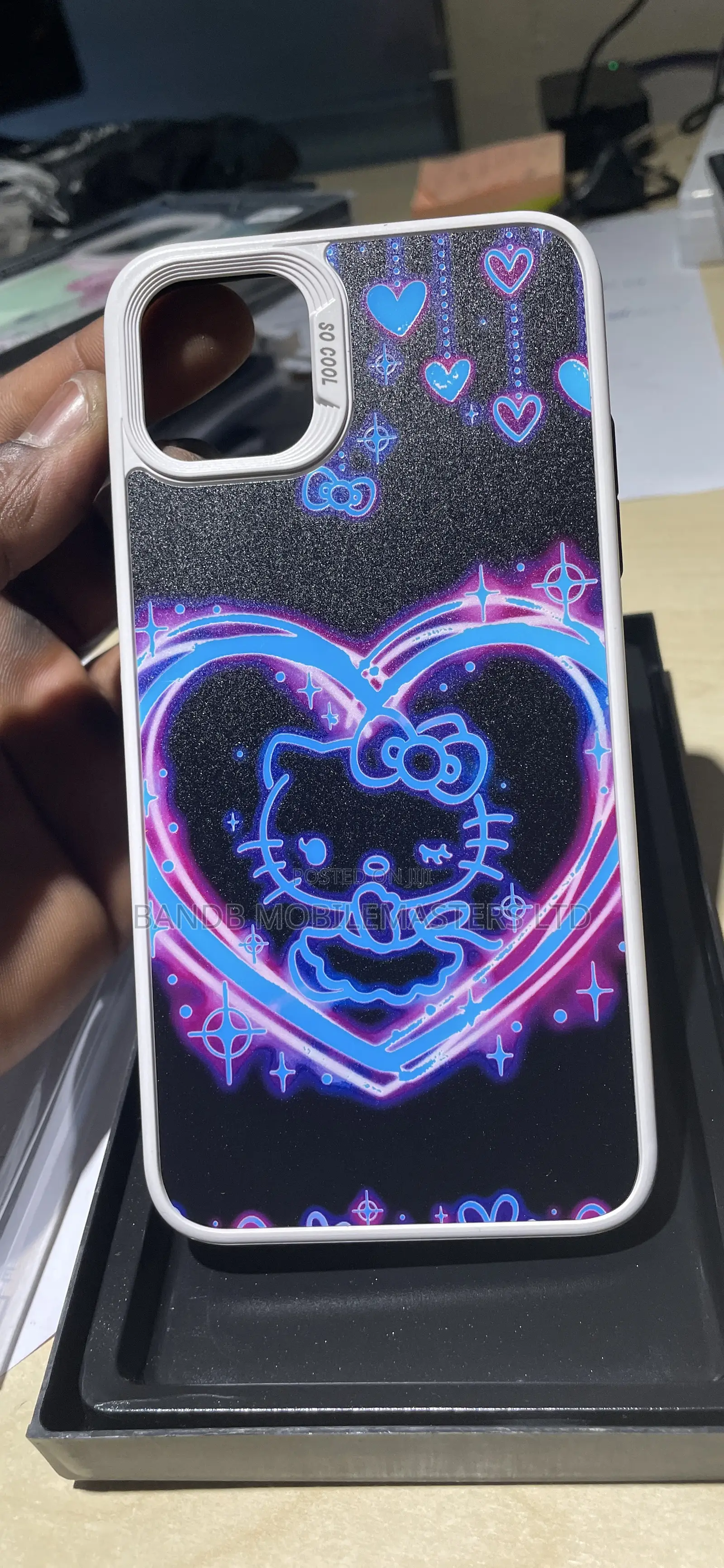 Fashion Case for Both Samsung and iPhones