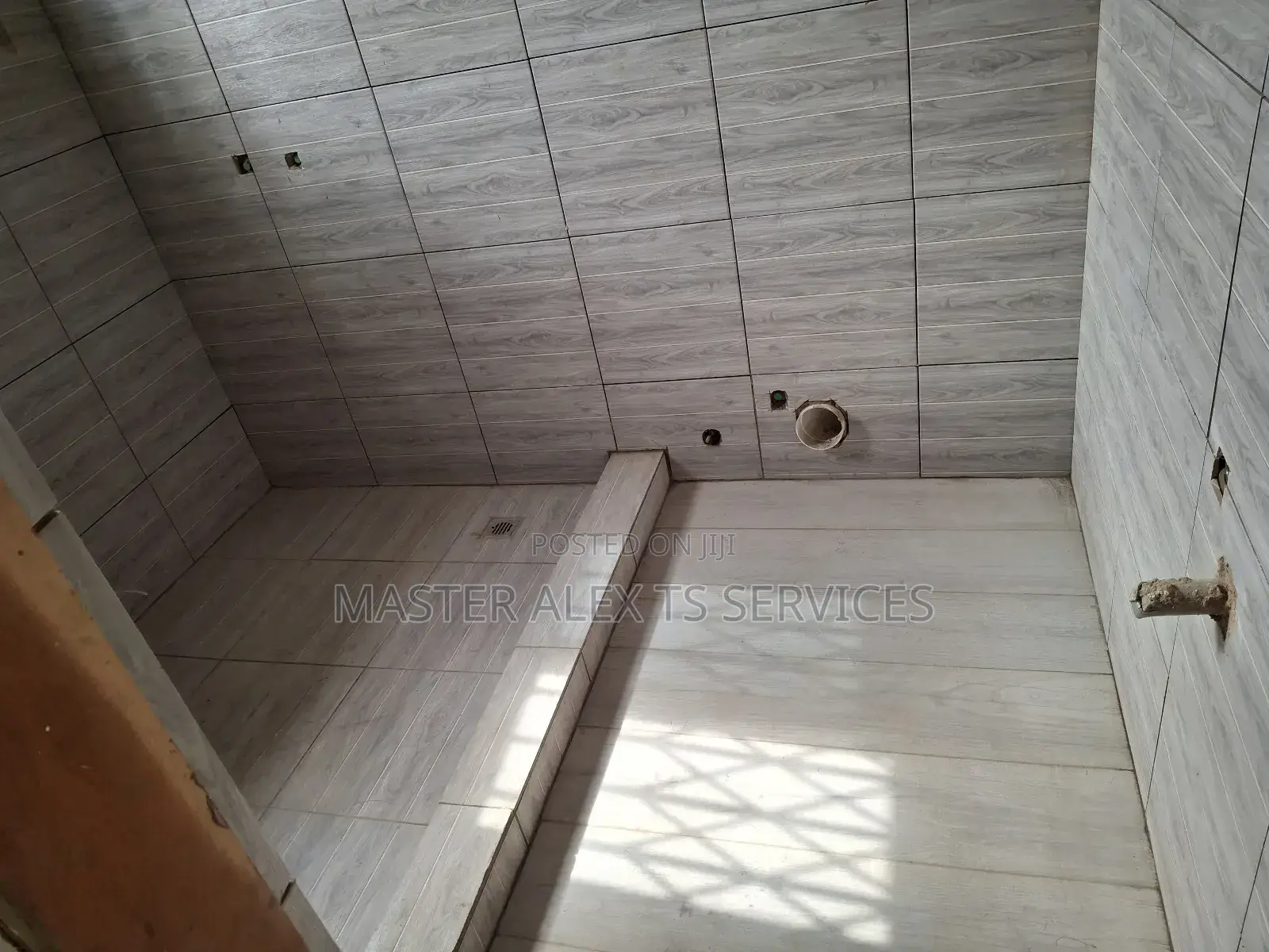 Professional Tilers (Ms)