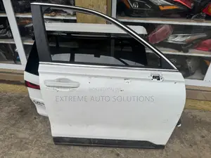 Honda Cr-v 2025 Front Right Door