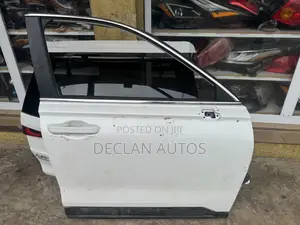 Honda Cr-v 2025 Front Right Door