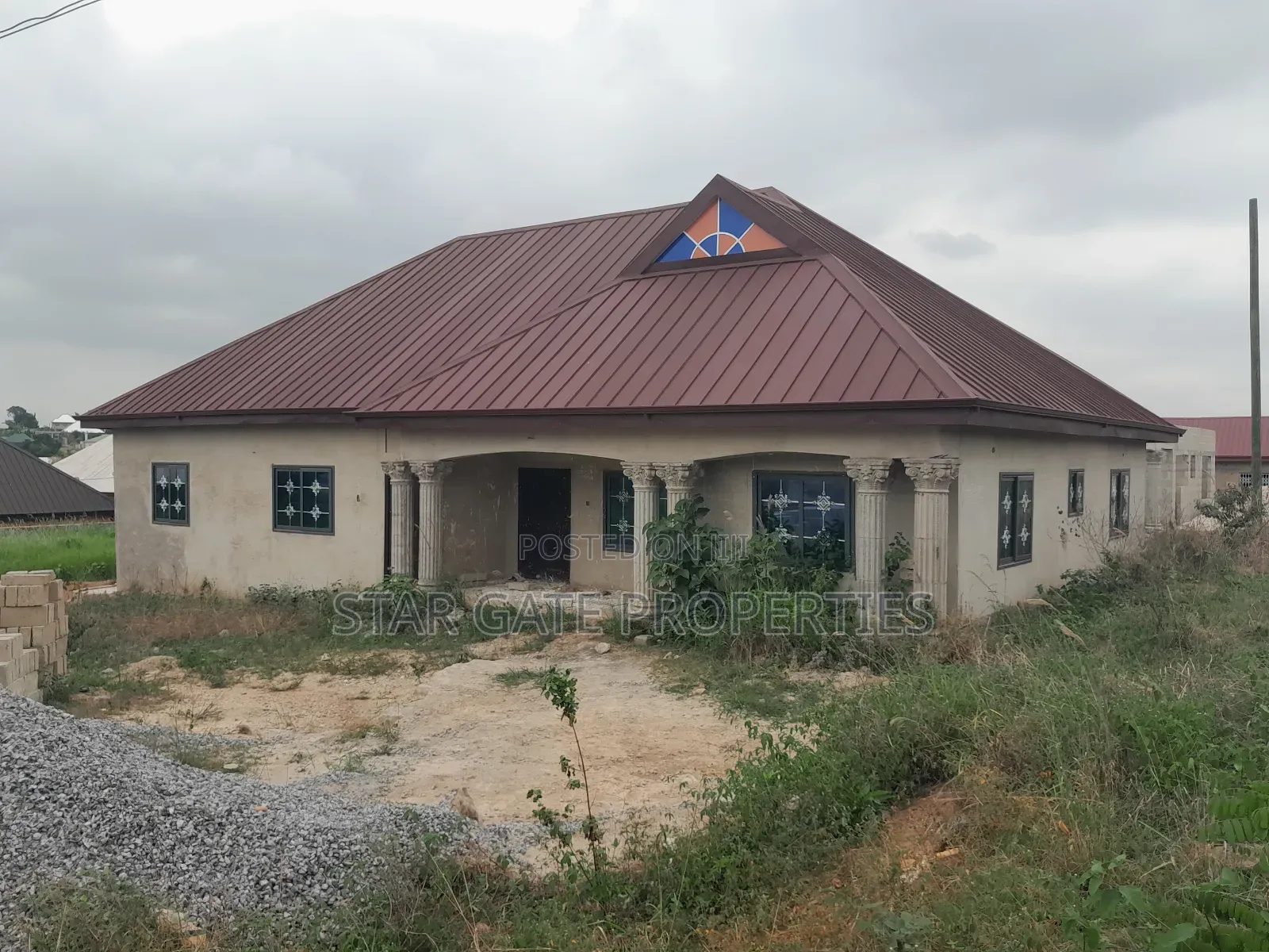 6bdrm House in Ntonso, Near, Kumasi Metropolitan for sale