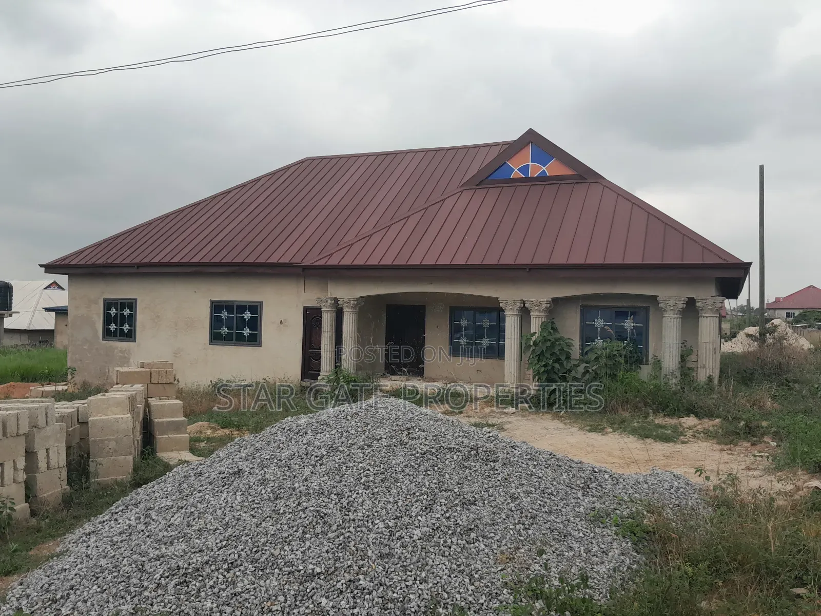 6bdrm House in Ntonso, Near, Kumasi Metropolitan for sale