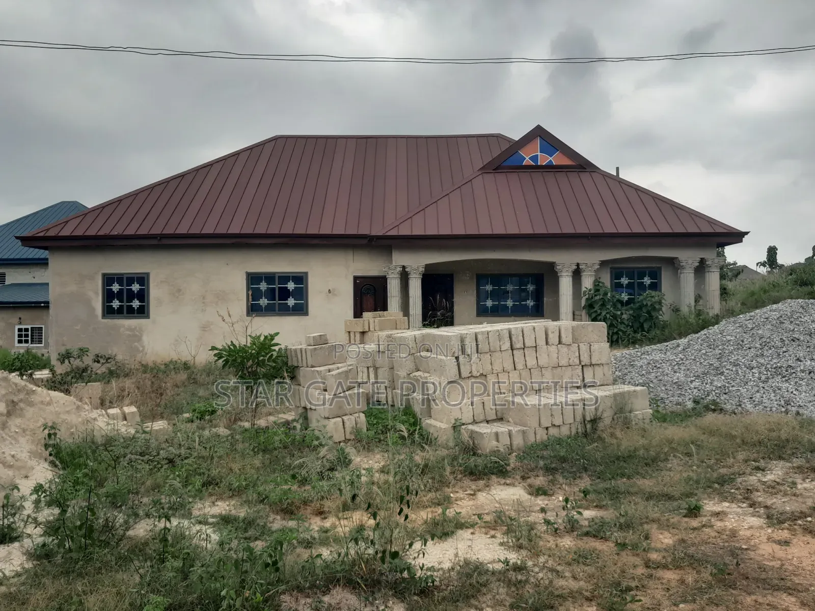 6bdrm House in Ntonso, Near, Kumasi Metropolitan for sale