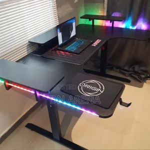 1.6m Pro Gaming Computer Desk 106d 1600*1000*740h Mm