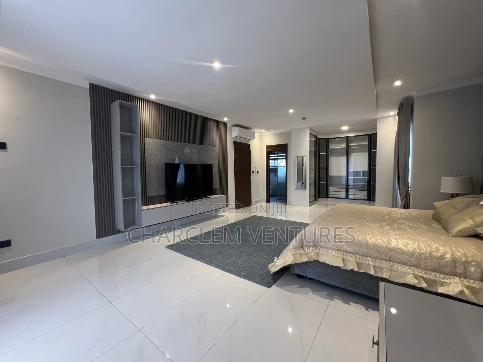 Furnished 4bdrm Townhouse / Terrace in Charclem Ventures, Roman Ridge