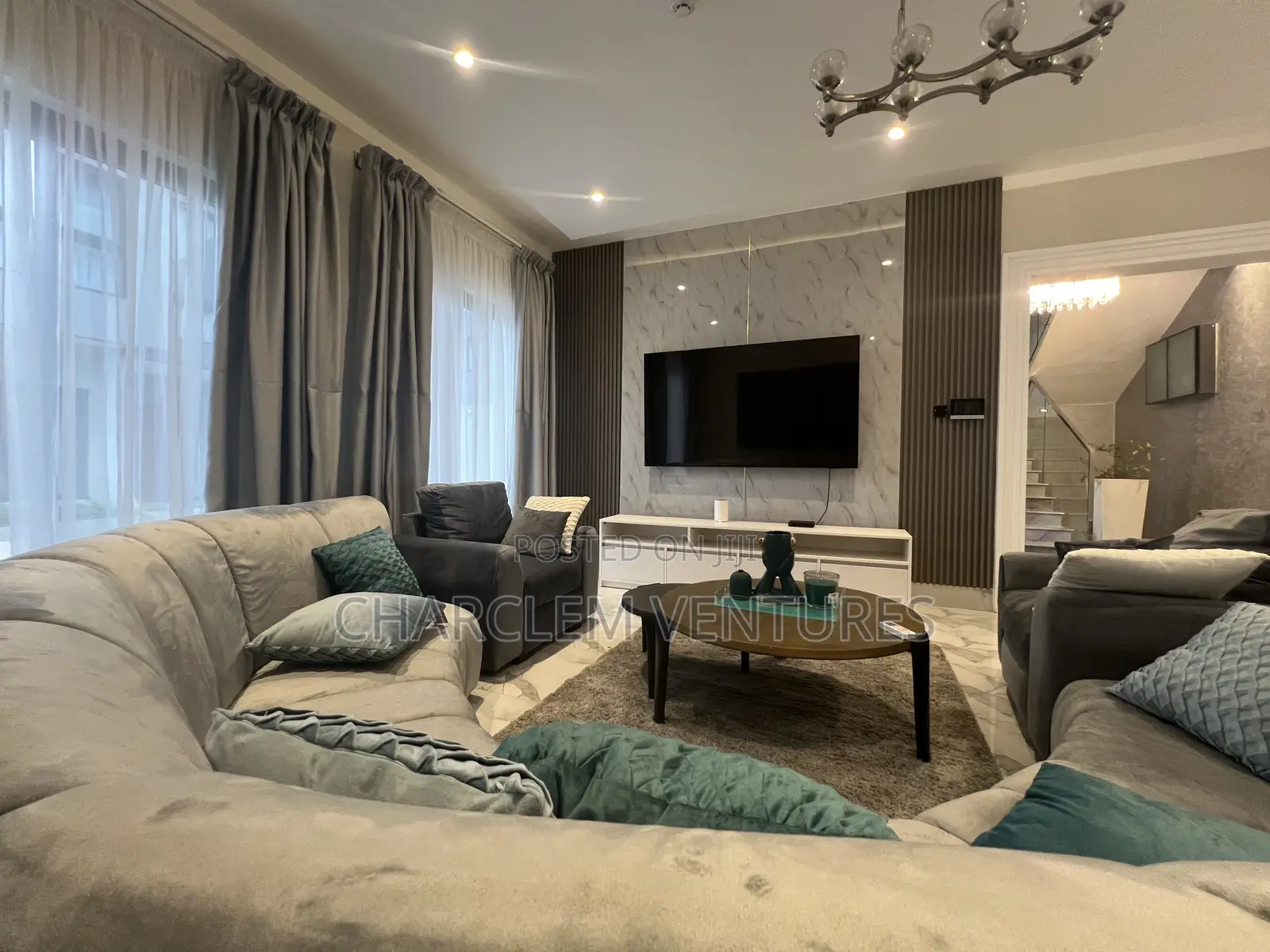 Furnished 4bdrm Townhouse / Terrace in Charclem Ventures, Roman Ridge