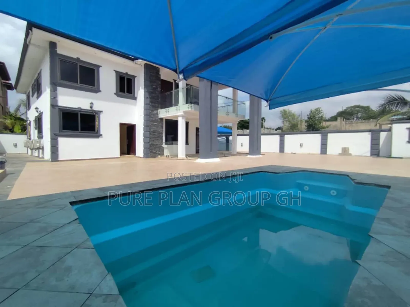 5bdrm House in East Legon Mall for rent