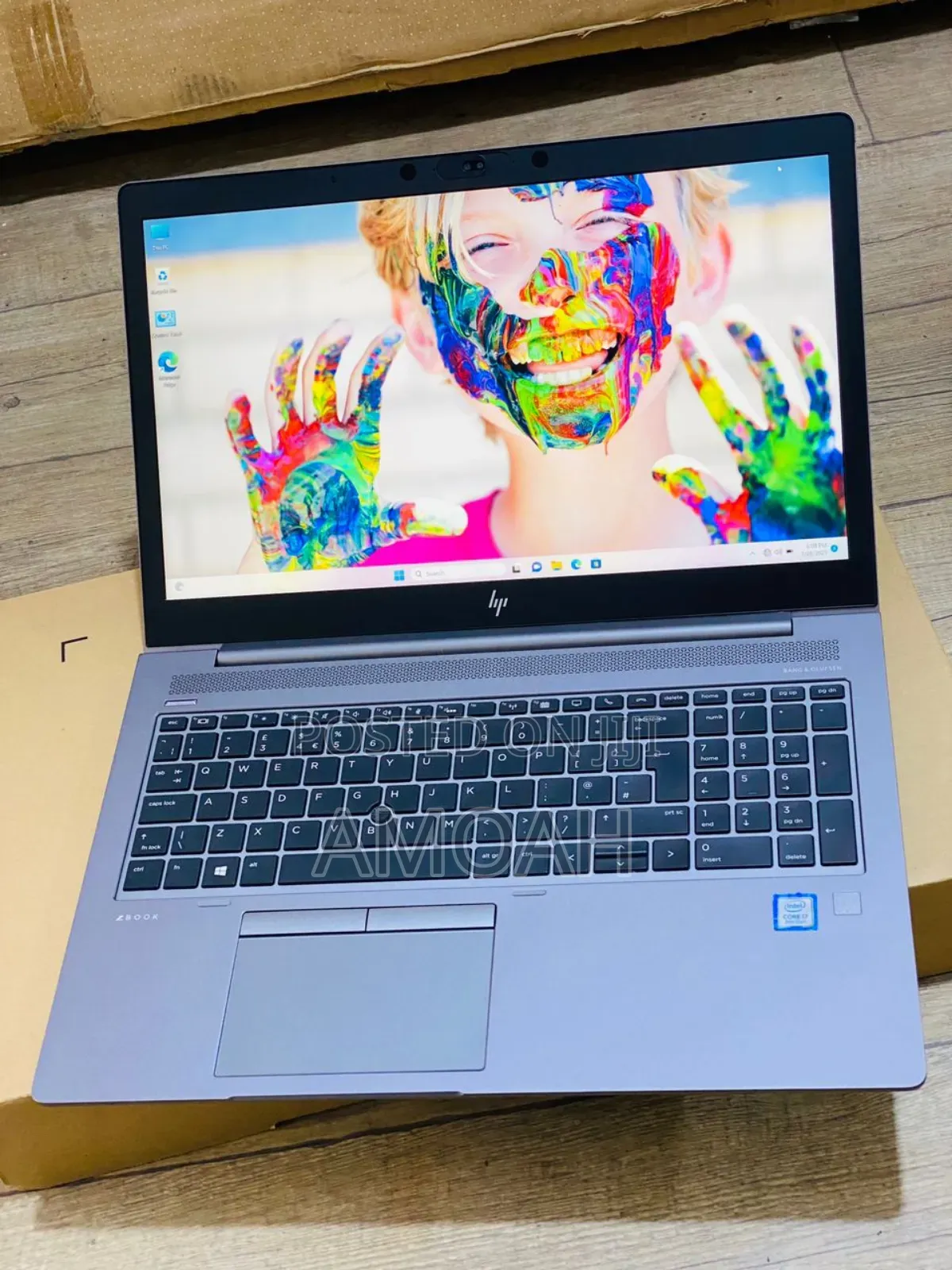 New Laptop HP ZBook 15u 16GB Intel Core i7 SSD 512GB