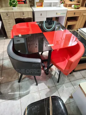 4-Seater Dining Table With Chairs