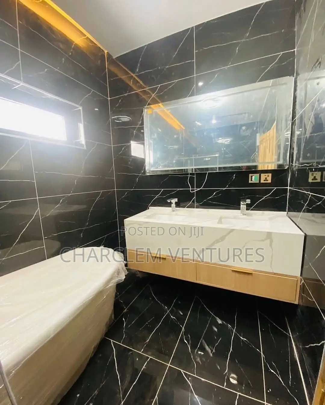 4bdrm House in Charclem Ventures, Accra Metropolitan for sale