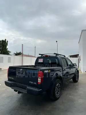 Nissan Frontier PRO-4X 4x4 Crew Cab 4.75 ft. box 125.9 in. WB 2019 Blue