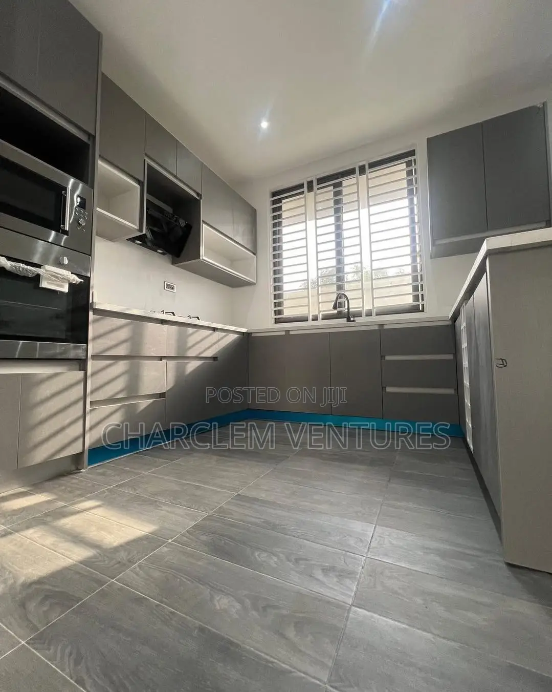 4bdrm Townhouse/Terrace in Charclem Ventures, Ashaley Botwe for sale