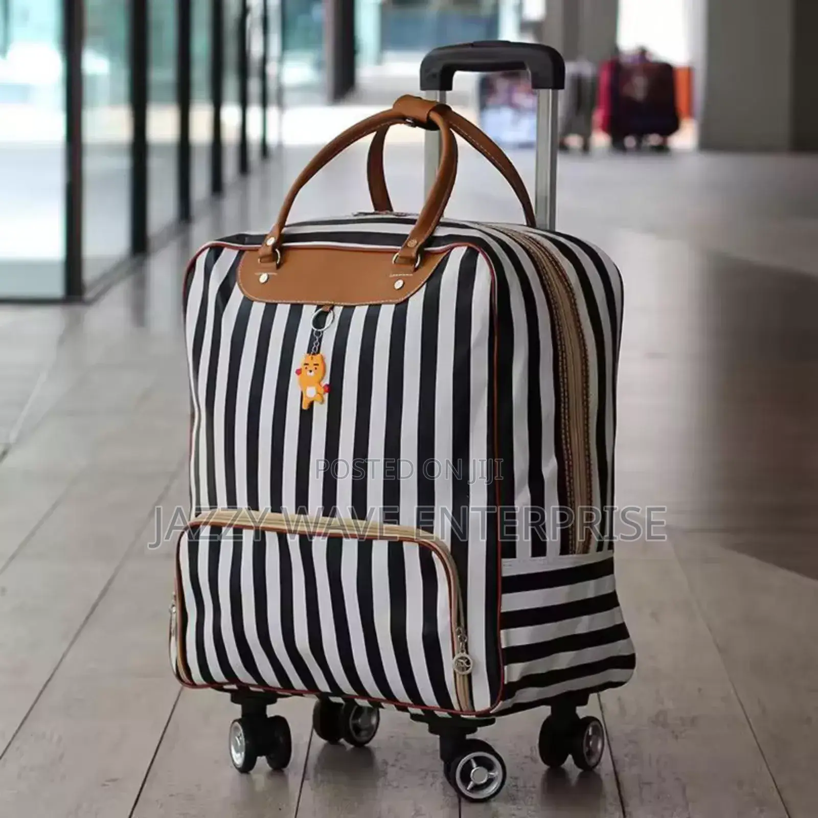 Traveling Bag