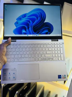 Photo - Laptop Dell Inspiron 15 16GB Intel Core I7 SSD 512GB