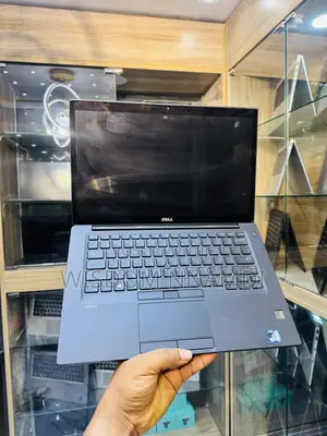 Photo - Laptop Dell Latitude 7480 8GB Intel Core i7 SSD 256GB