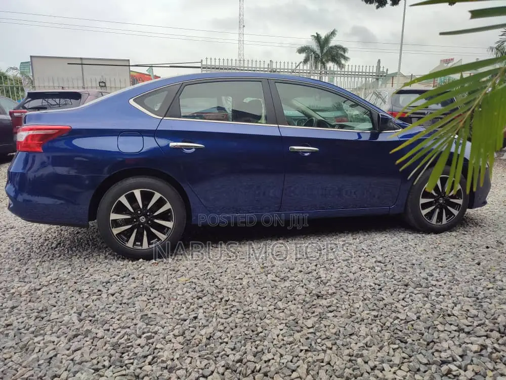 Nissan Sentra SV 2019 Blue