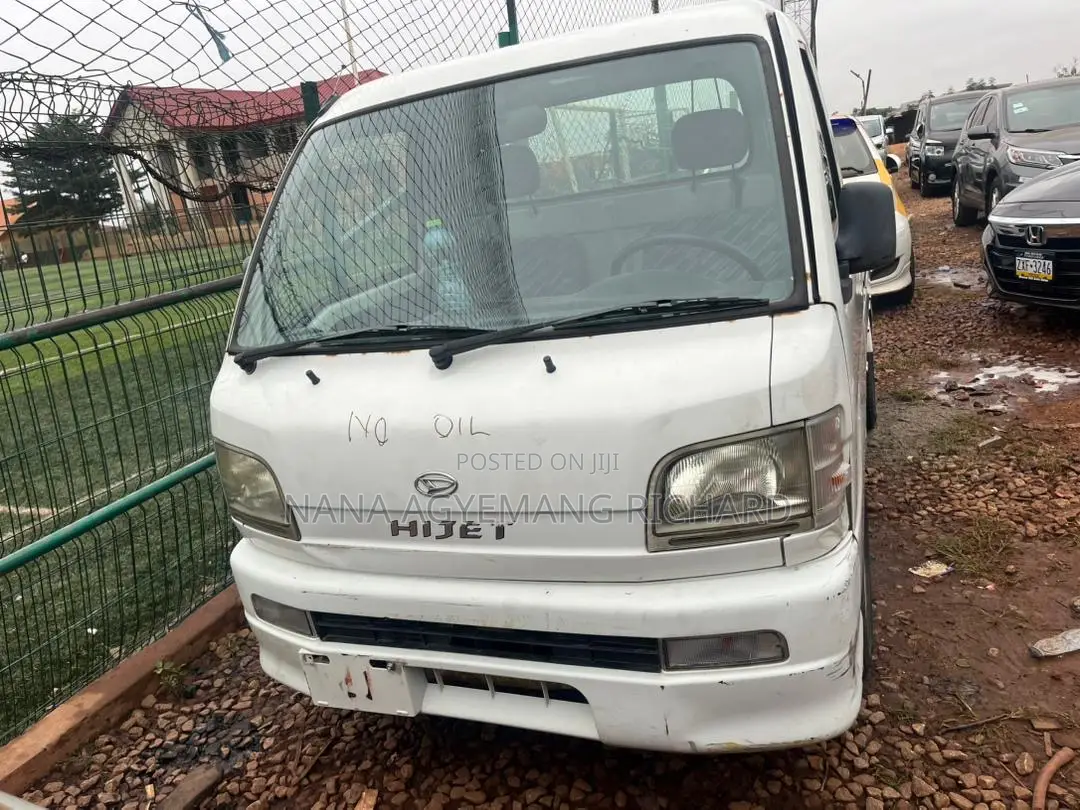 Daihatsu Truck Mini 2010 White