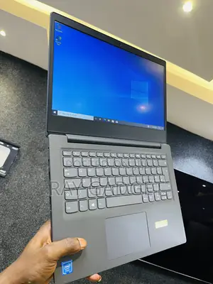 Laptop Lenovo 100e 4GB Intel Core I5 SSD 1T