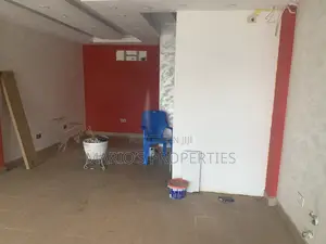 Single Shop for Rent at American House