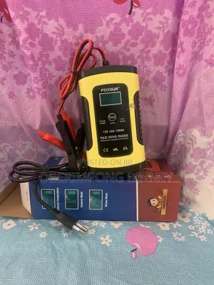 Car Battery Charger 12v(4-100ahs) Battery Charger