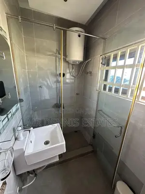 Furnished 1bdrm Townhouse / Terrace in Westhills Mall for rent