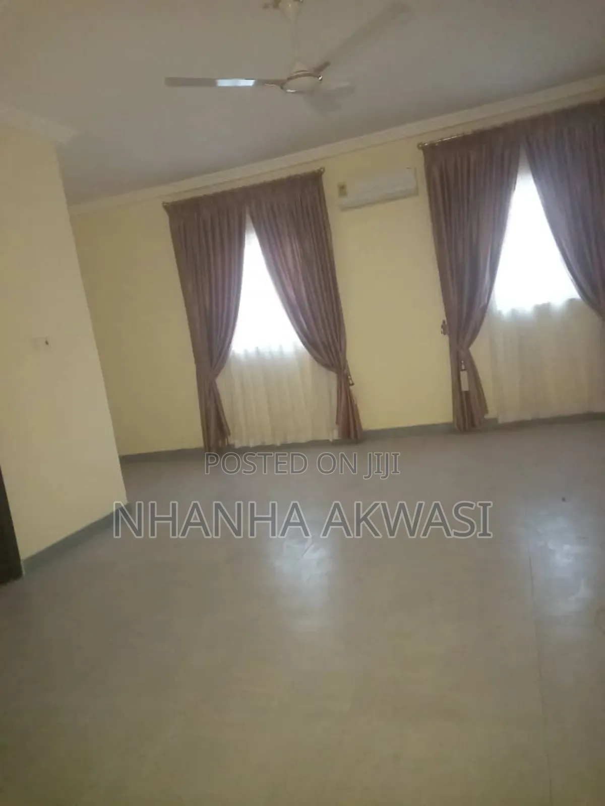 6bdrm House in Community 11, Tema Metropolitan for rent