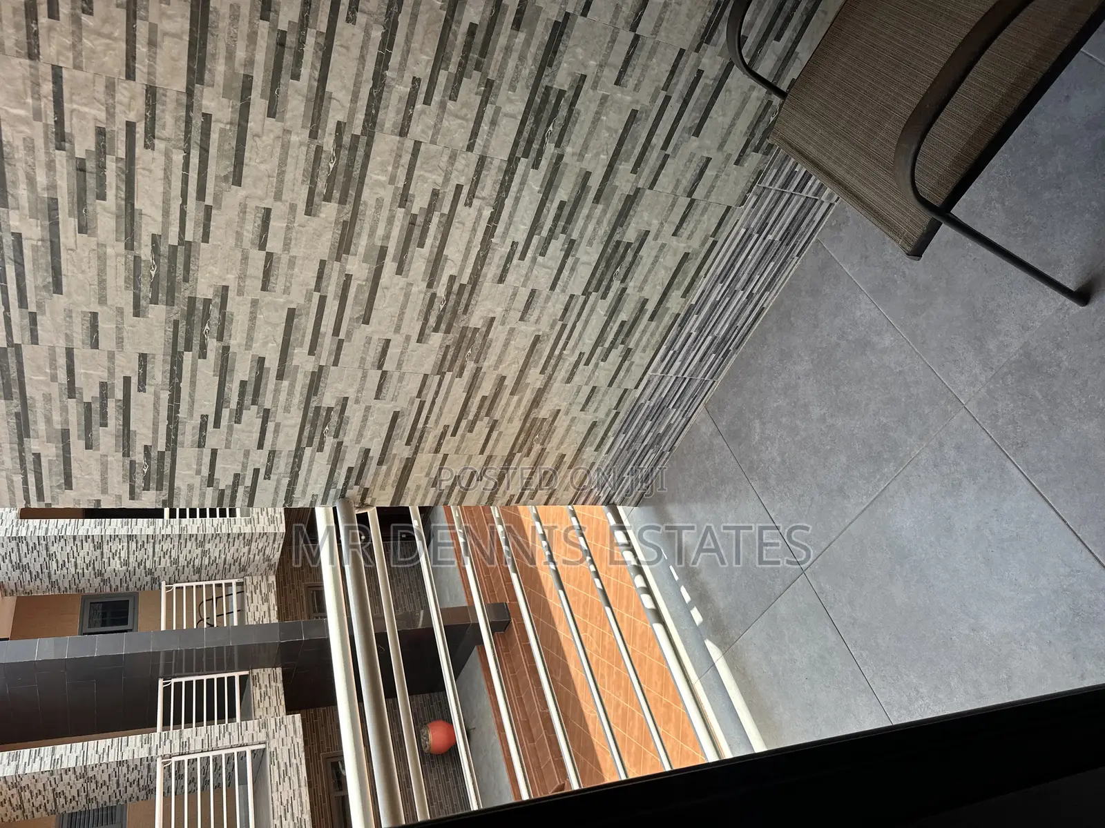 Furnished 2bdrm Townhouse / Terrace in Westhills Mall for rent