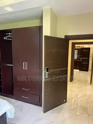 Furnished 2bdrm Townhouse / Terrace in Westhills Mall for rent