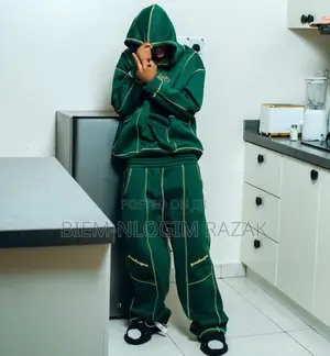 Thick Hooded Top N Down Available in Stock