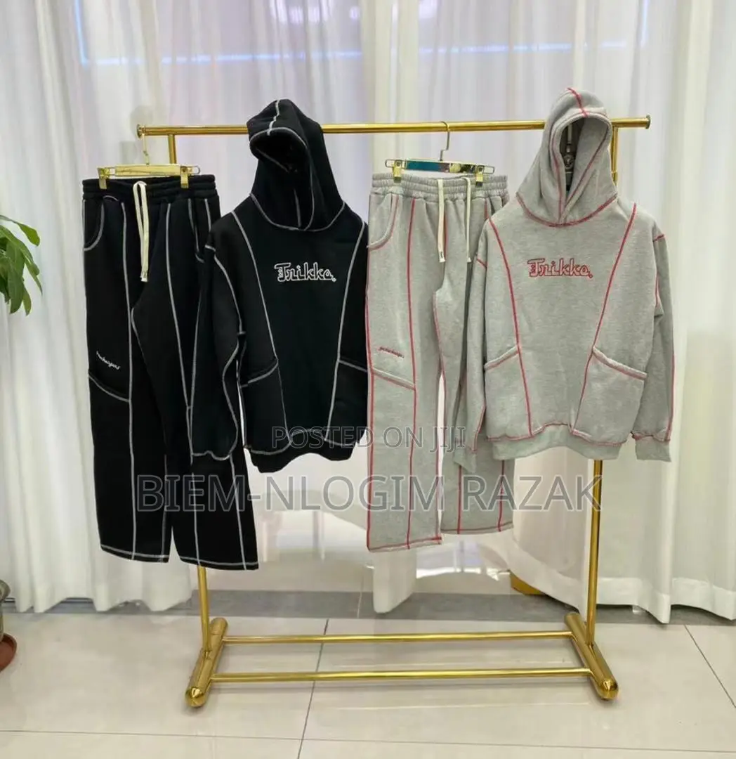 Thick Hooded Top N Down Available in Stock