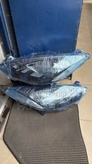 Mazda2 Demio Headlight 2006,2007,2008,2009,2010,2011,2012,