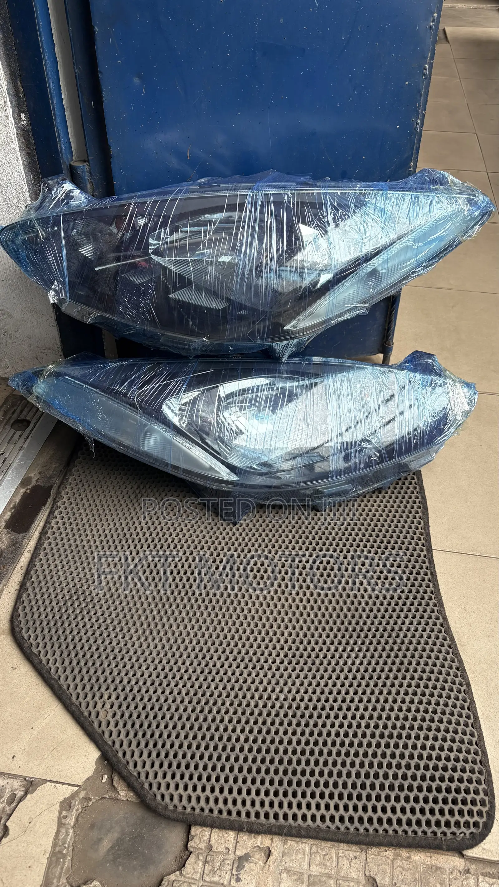Mazda2 Demio Headlight 2006,2007,2008,2009,2010,2011,2012,